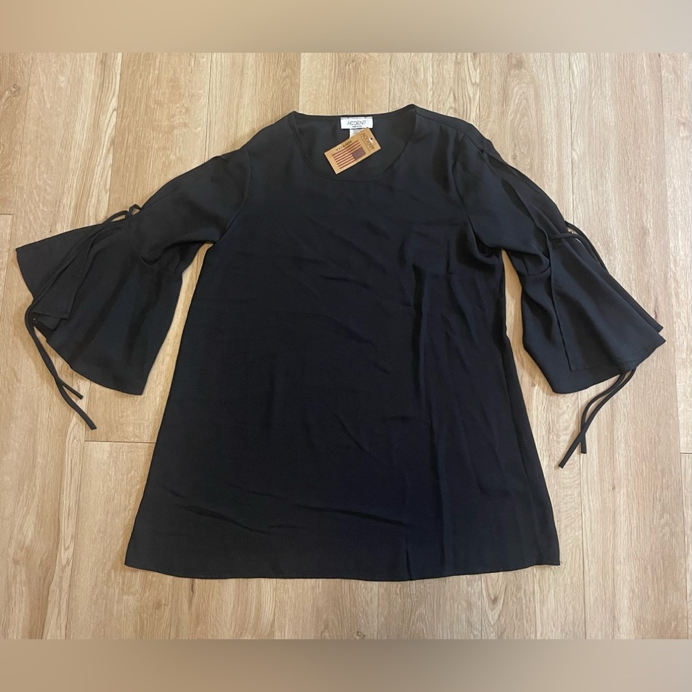 Accent Top